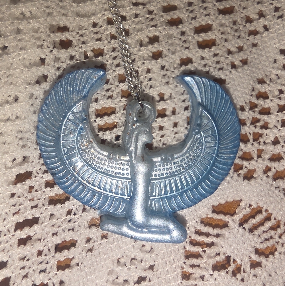 Egyptian Goddess Isis Resin Pendant On An 18" Silver Tone Chain Necklace